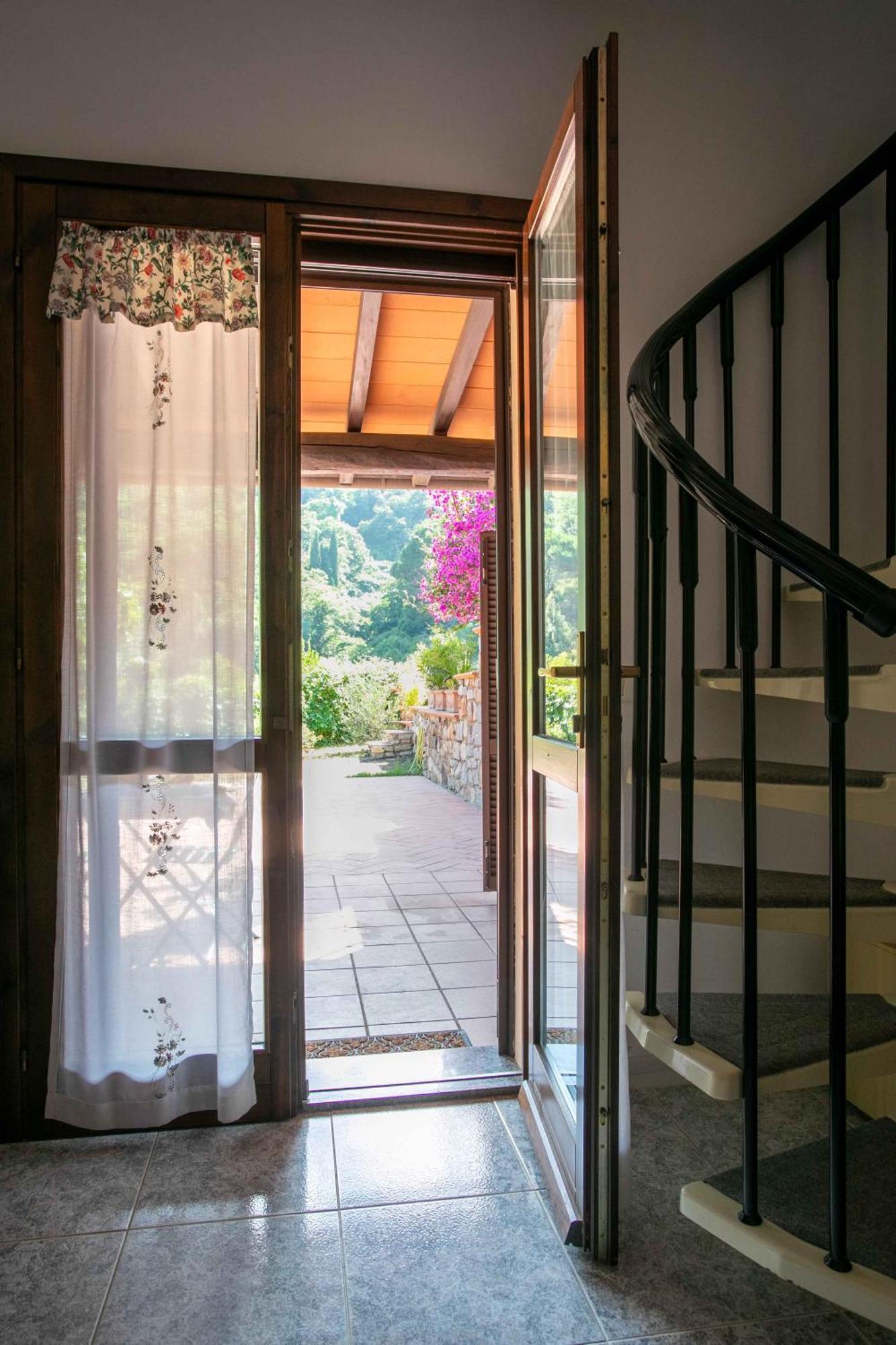Shanti Yoga & Meditation Apartment